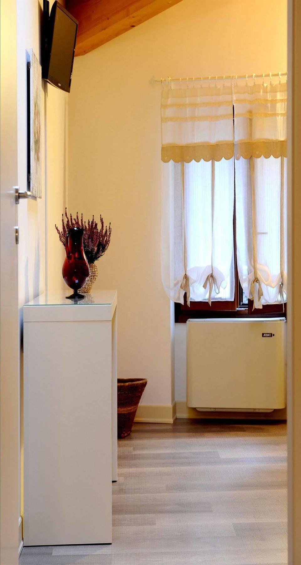 Corsomatteotti62 Bed & Breakfast เบรเชีย ภายนอก รูปภาพ